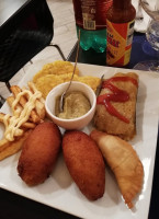 La Casita Dominicana food