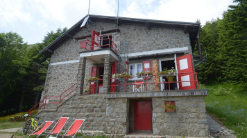 Rifugio Portafranca outside