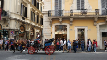 Venchi Cioccolato E Gelato, Roma Via Del Corso Fontana Di Trevi food