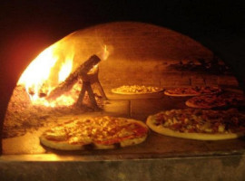 Da Pulcinella Pizzeria Forno A Legna food