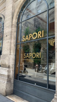 Sapori outside