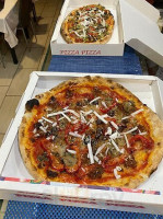 Trinacria Rosticceria Pizzeria food