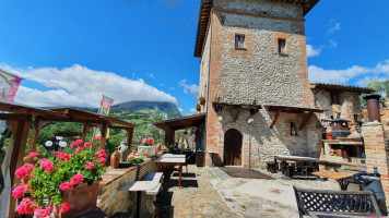 La Torre Sibilla Montefortino inside