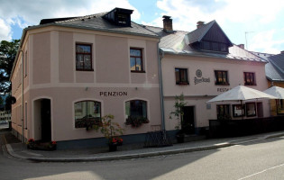 Penzion Restaurace Na Solné Stezce outside