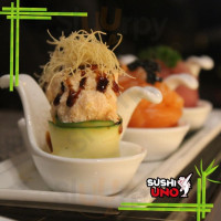 Sushi Uno food