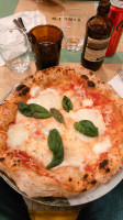 Vinci's Pizza D'autore food