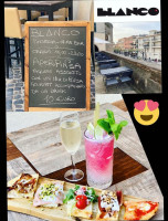 Blanco Wine (pizzeria) food