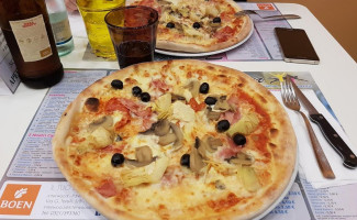 Pizzeria Triathlon food