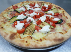 Simpatipizza Di Lazzarini Lanfranco food