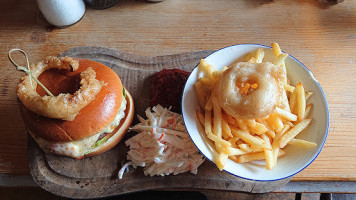 Shepherds Hut food