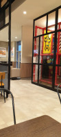 Burger King inside