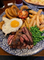 The George Inn food