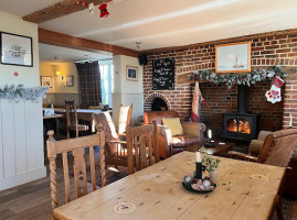 The Ship Inn At Conyer inside