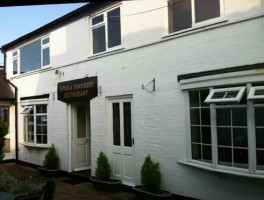 Shimla Tandoori Takeaway outside