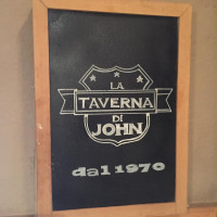 La Taverna Di John inside