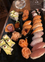 Sushi Garden Le Castella food