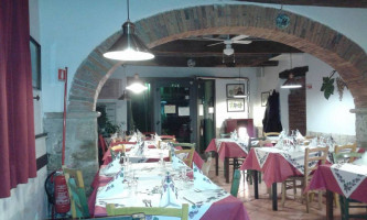 Pizzeria Il Pianello inside