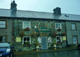 The Union Inn outside