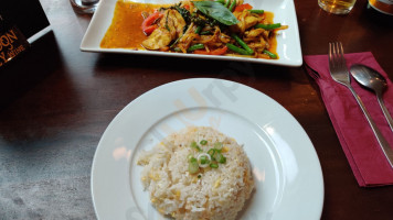 Sabai Thai Gastrobar food