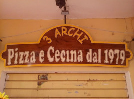 Pizzeria Tre Archi food