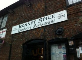 Romney Spice outside