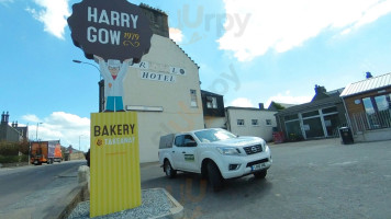 Harry Gow Bakery Keith outside