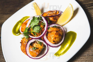 Lingfield Tandoori food