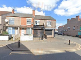 Sugar Hut Dessert Parlour outside