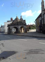 Buttercross Tea Room outside