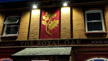 The Royal Oak inside