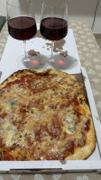 Pizzeria La Capricciosa 2 Di Cera Luigino food