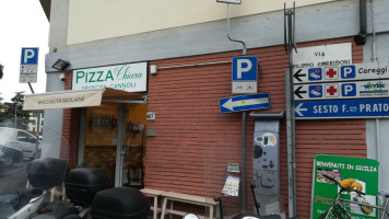 Pizza Chiara food