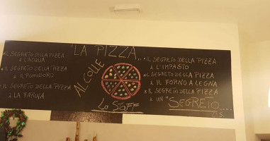 -pizzeria Al Colle inside