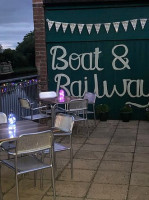 Boat And Railway Pub At Stoke Prior food