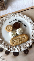 Le Fate Corbezzole food