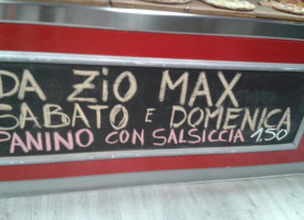 Da Zio Max outside