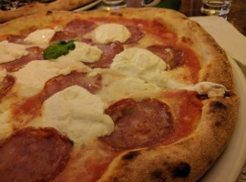 Da Luca Tutto Pizza food