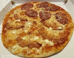 883 La Pizza Per Te food