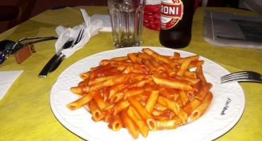 A' Citta E Pullecenella food