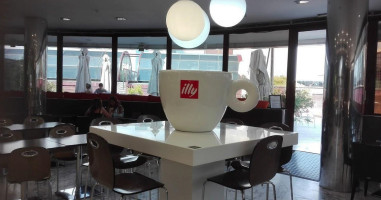 Illy inside