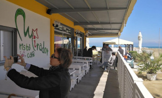 Mirador Cafe outside