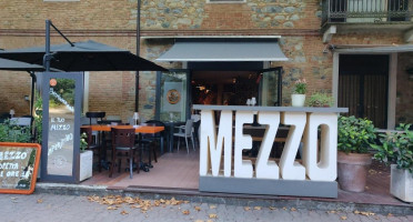 Mezzo food