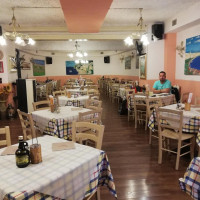 Pizzeria Vesevus inside