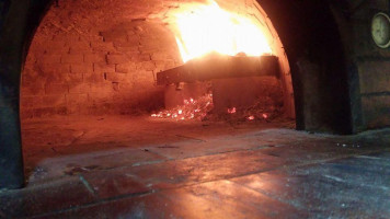 Pizzeria Passione Pizza inside