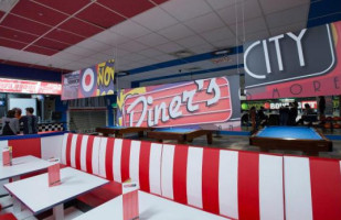 Diner's City inside