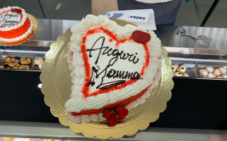 Pasticceria Gelateria Cucci food