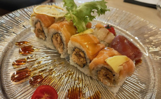 Sushi One food