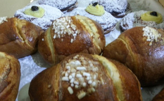 Dolci Pasticci food