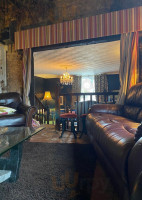 The Mermaid Inn inside