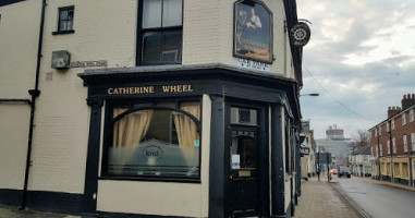 Rafter's At The Catherine Wheel outside